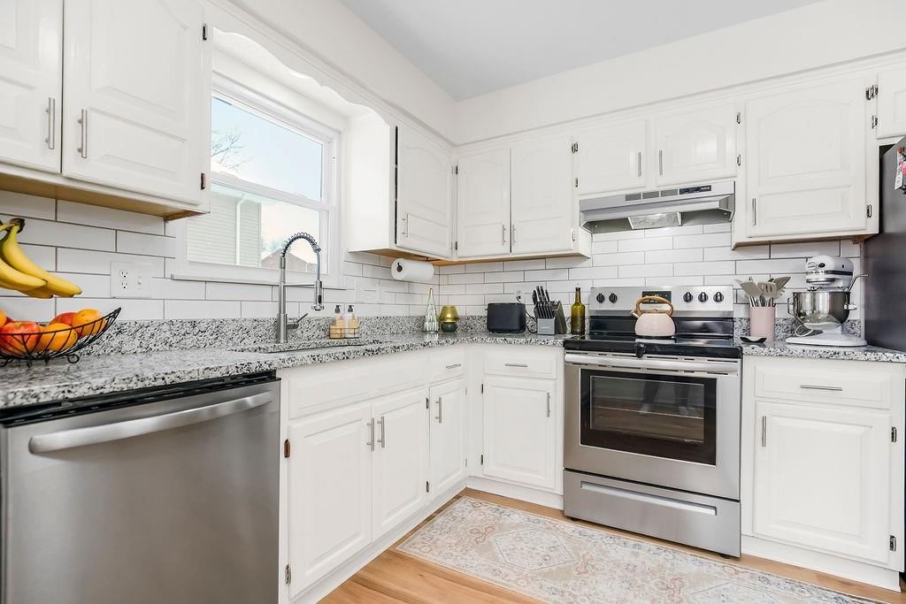 12023 W 48th Street — photo 25