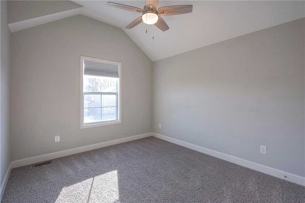 11426 Yecker Avenue — photo 23