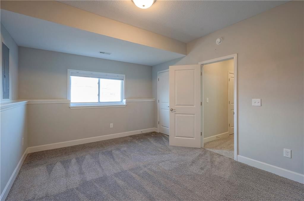 11426 Yecker Avenue — photo 29