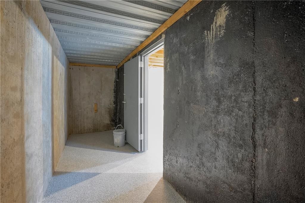 11426 Yecker Avenue — photo 32