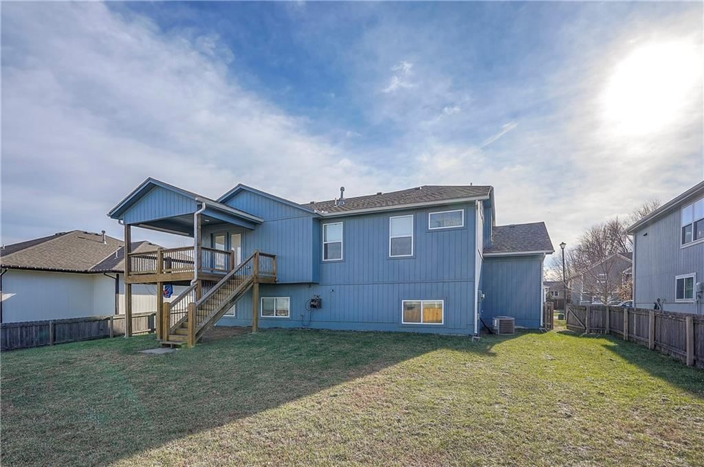 11426 Yecker Avenue — photo 34