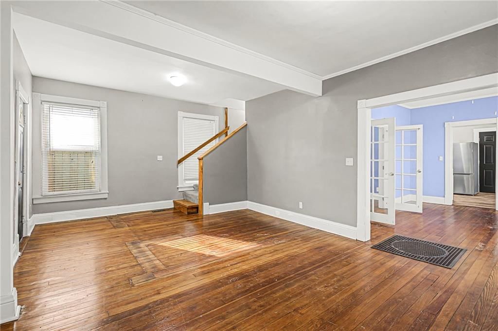 920 W 42nd Street — photo 6