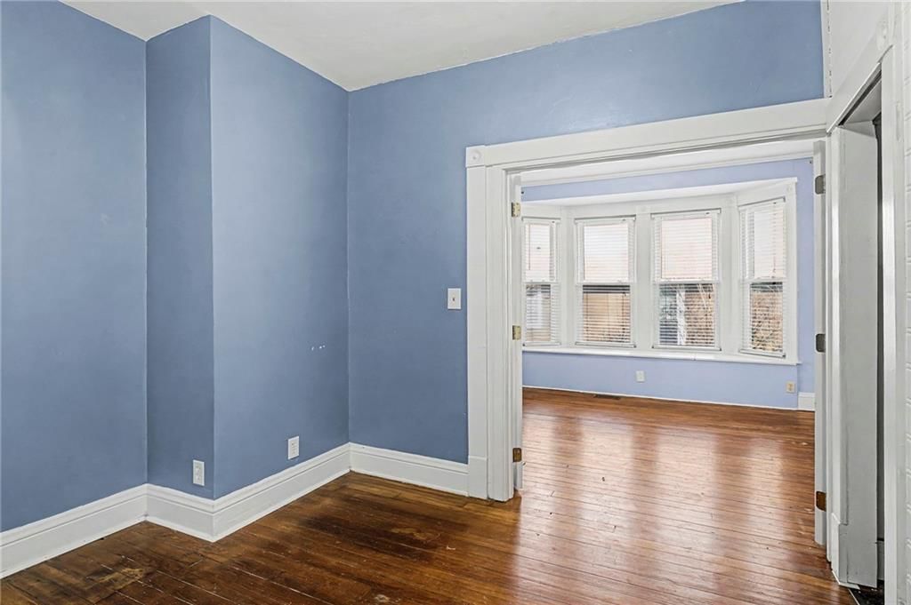 920 W 42nd Street — photo 11