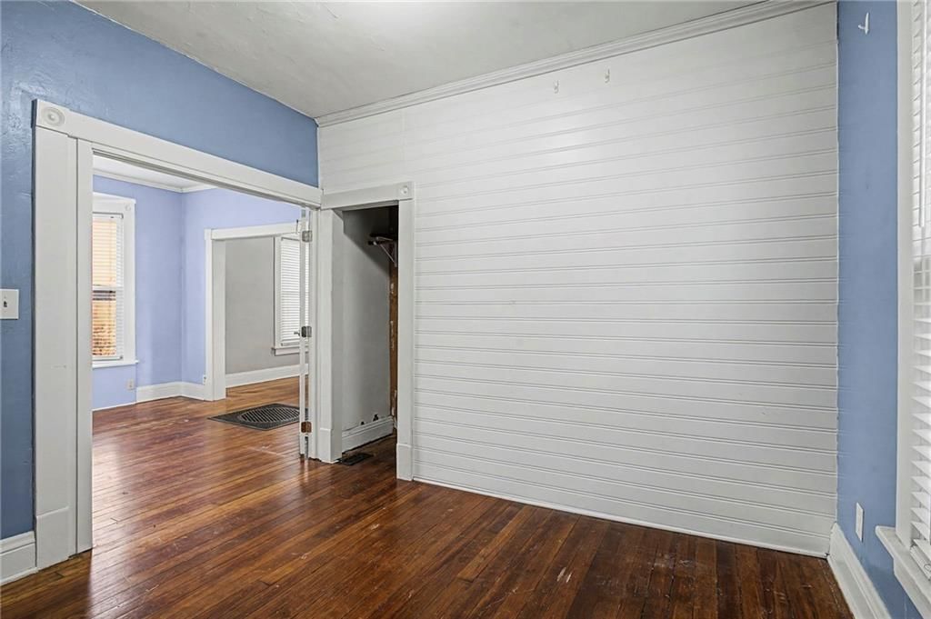 920 W 42nd Street — photo 12