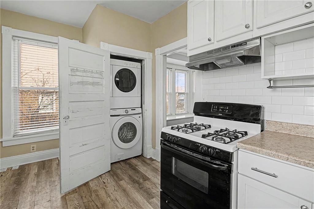 920 W 42nd Street — photo 15