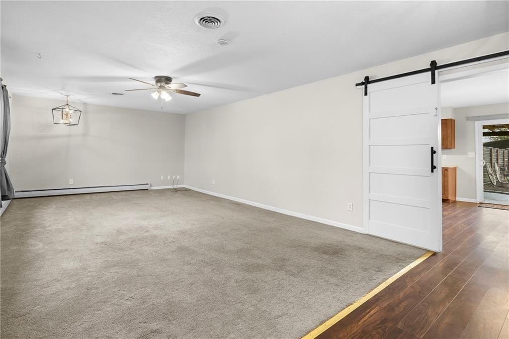 211 N Lincoln Street — photo 6