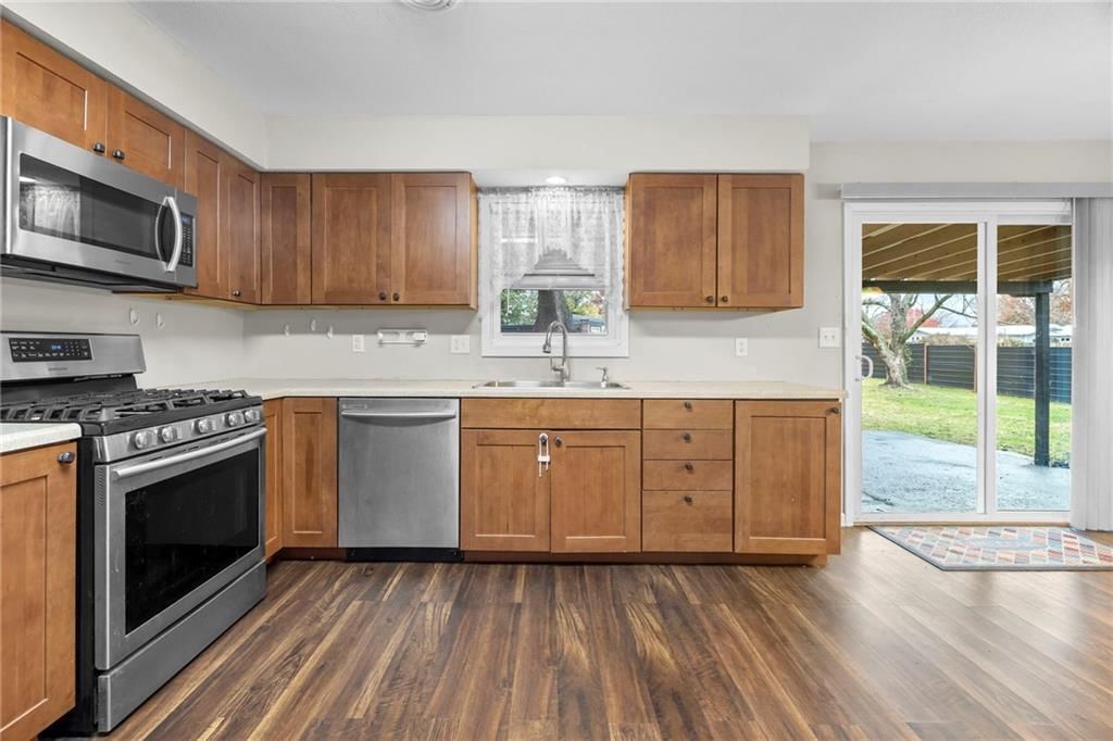 211 N Lincoln Street — photo 15