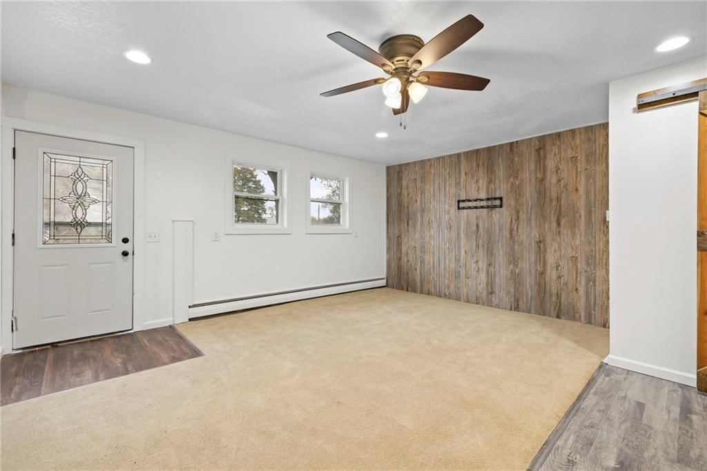 211 N Lincoln Street — photo 30