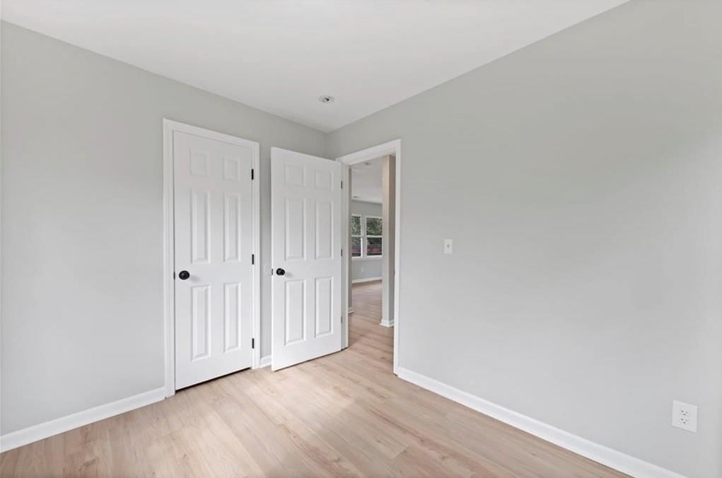 2925 S 52nd Street — photo 10
