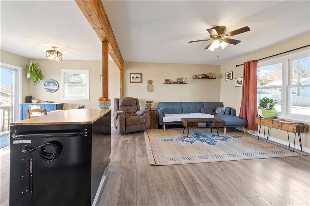 217 Maple Terrace — photo 3