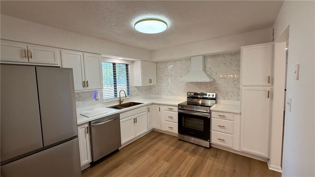 14401 Saint Andrews Drive — photo 3