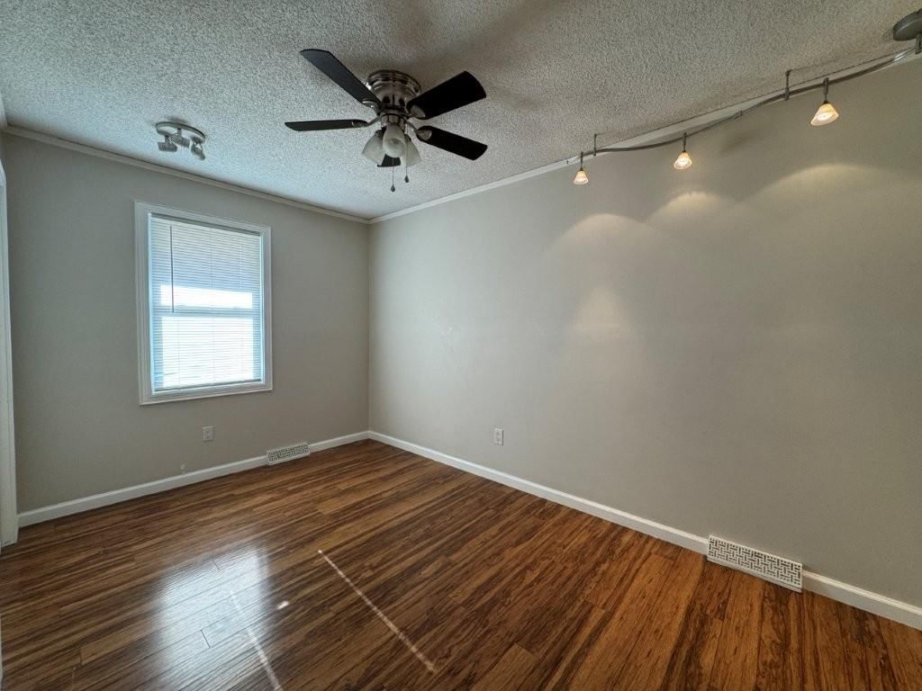 1724 N Hanover Avenue — photo 14