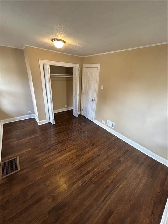 4338 Myrtle Avenue — photo 9