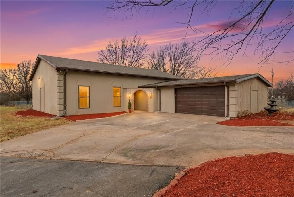 1904 NW 850th Road, Lone Jack, MO