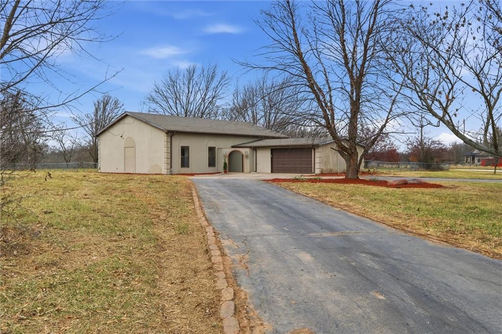 1904 NW 850th Road — photo 3