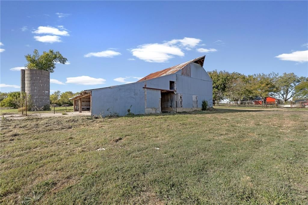 22244 NW 1400th Road — photo 47