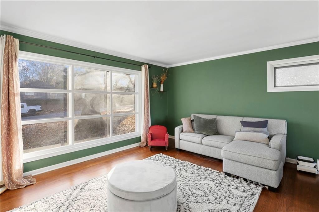 5600 W 63rd Terrace — photo 9