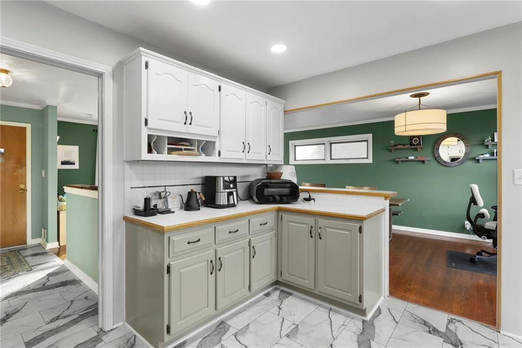 5600 W 63rd Terrace — photo 15