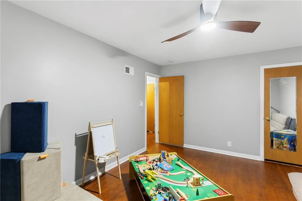 5600 W 63rd Terrace — photo 26