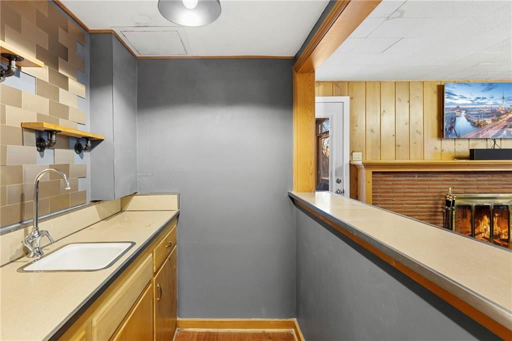 5600 W 63rd Terrace — photo 30