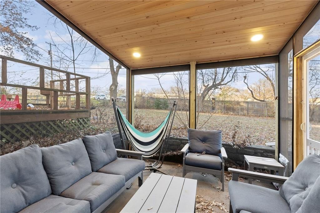 5600 W 63rd Terrace — photo 36