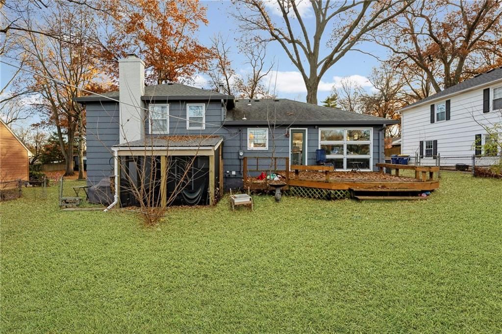 5600 W 63rd Terrace — photo 43