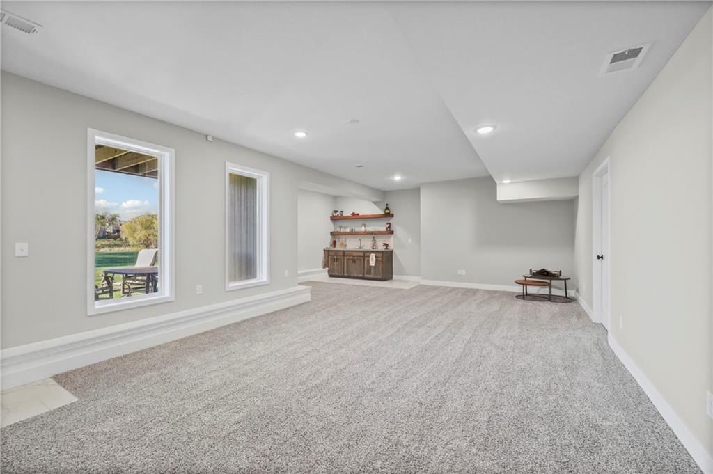 814 NW Hickory Ridge Drive — photo 25