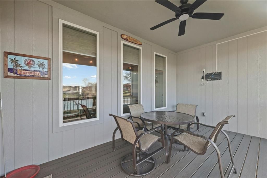 814 NW Hickory Ridge Drive — photo 36