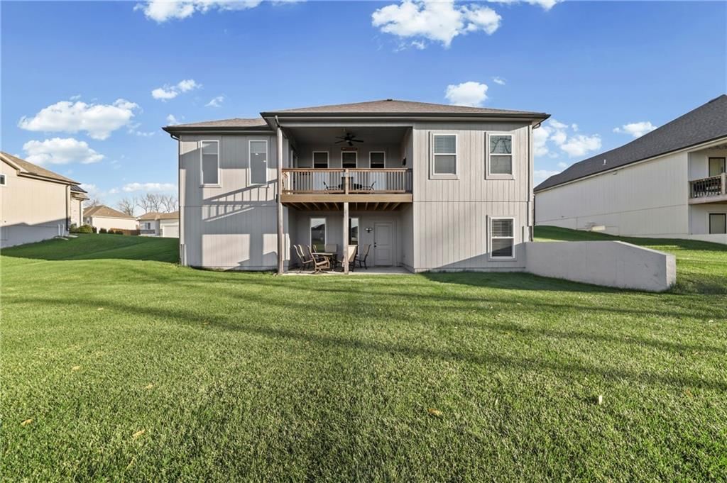 814 NW Hickory Ridge Drive — photo 37