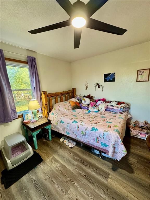 1883 Maple Road — photo 22
