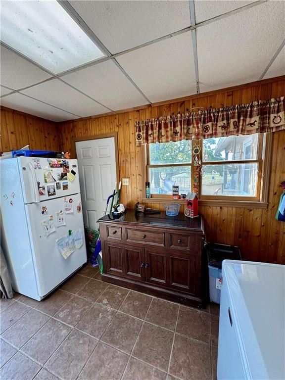 1883 Maple Road — photo 29
