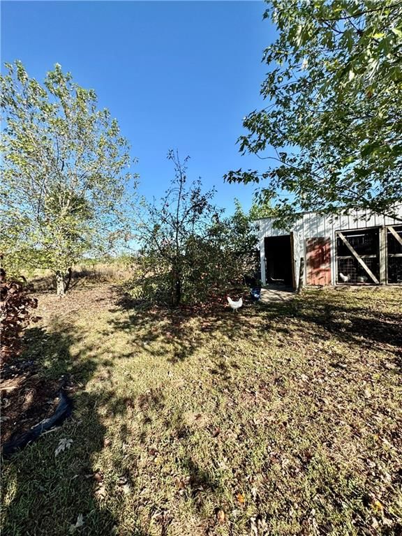 1883 Maple Road — photo 45