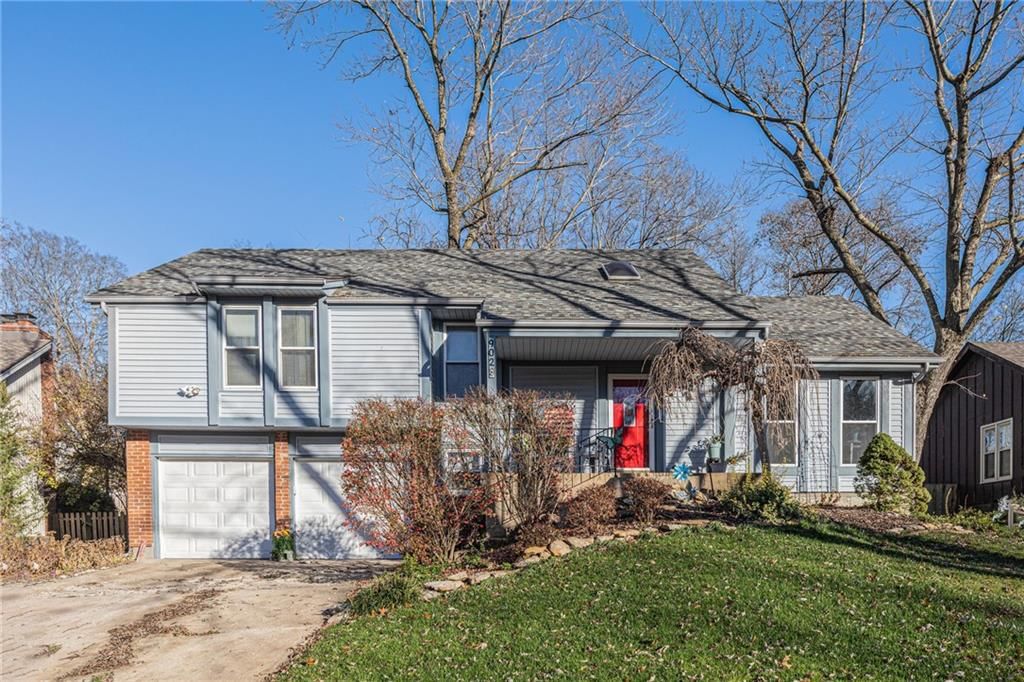 9029 Acuff Lane, Lenexa, KS