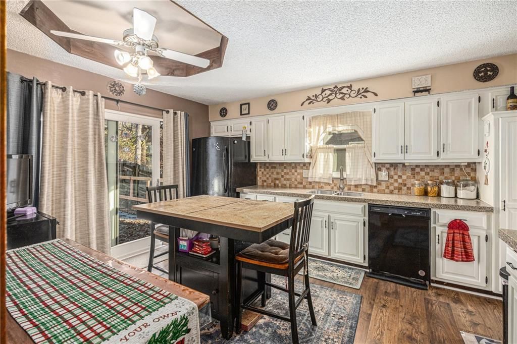 9029 Acuff Lane — photo 8