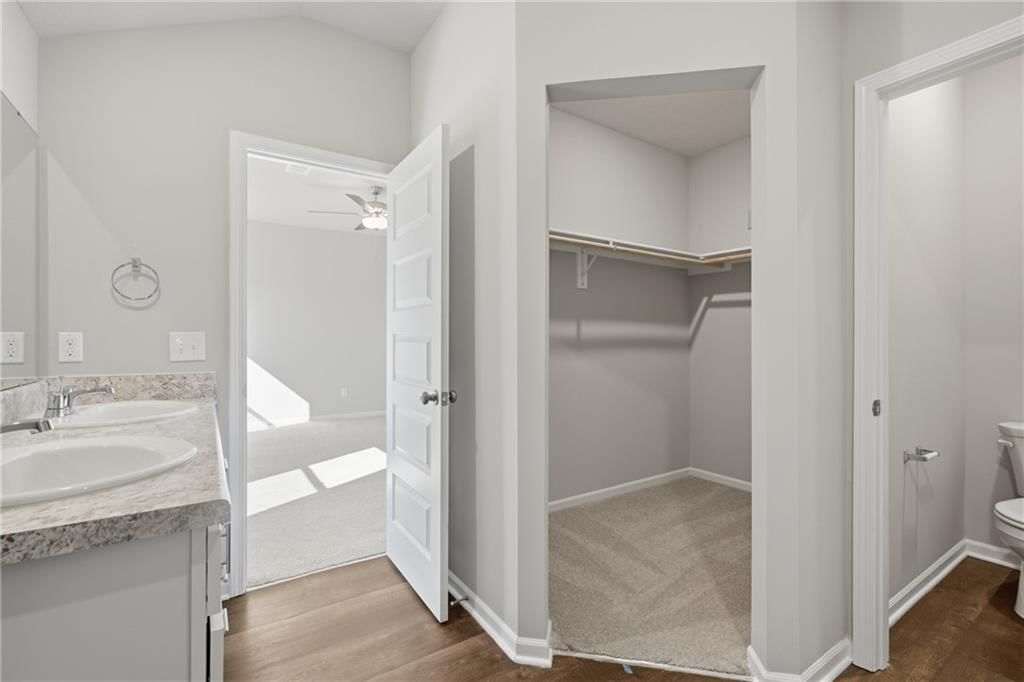 541 W Bluebird Street — photo 16