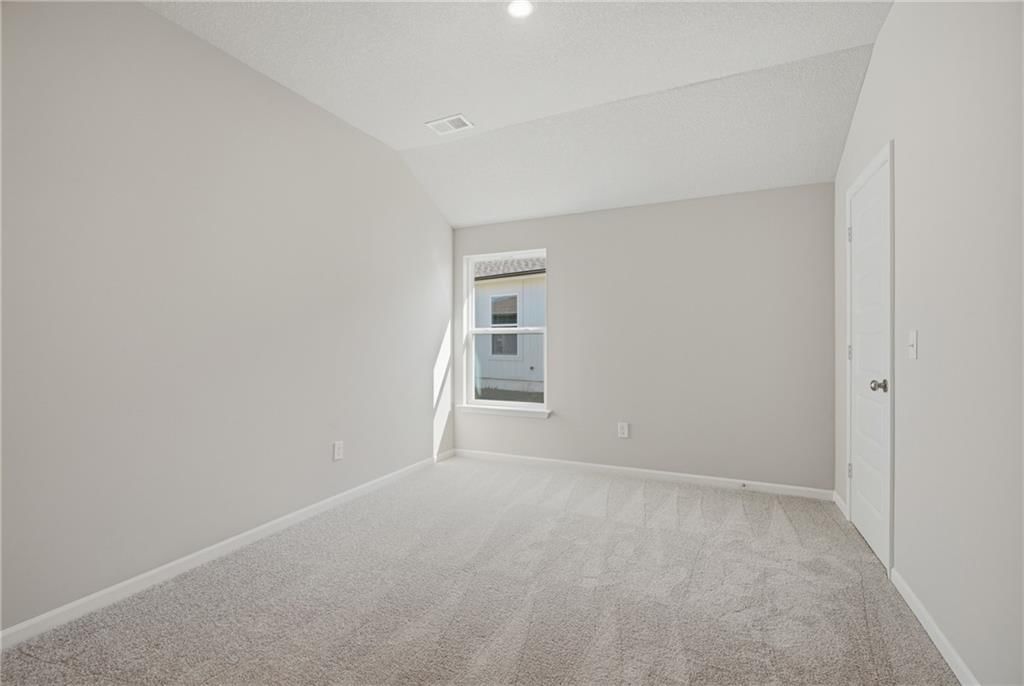 541 W Bluebird Street — photo 18