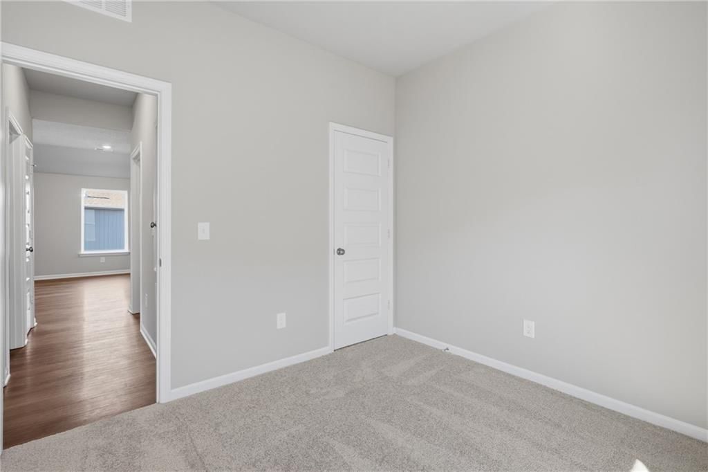 541 W Bluebird Street — photo 24