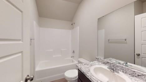 533 W Bluebird Street — photo 6