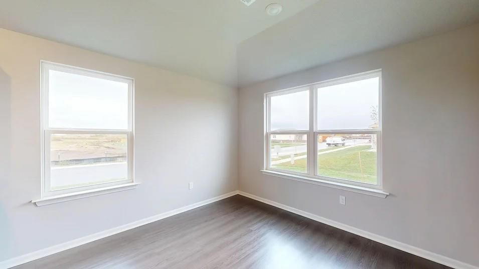 533 W Bluebird Street — photo 9