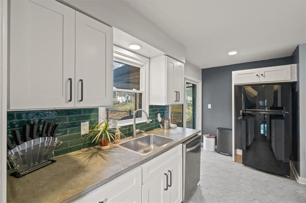 10314 W 73rd Street — photo 10