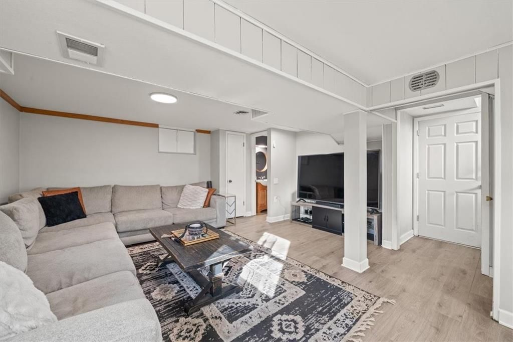 10314 W 73rd Street — photo 15
