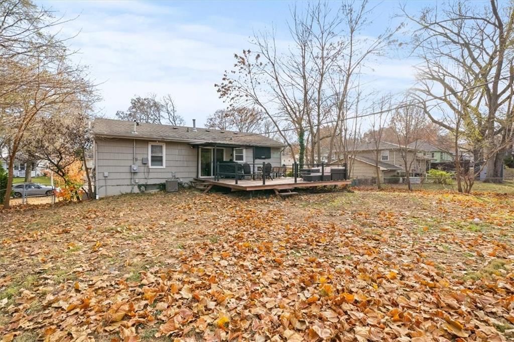10314 W 73rd Street — photo 17