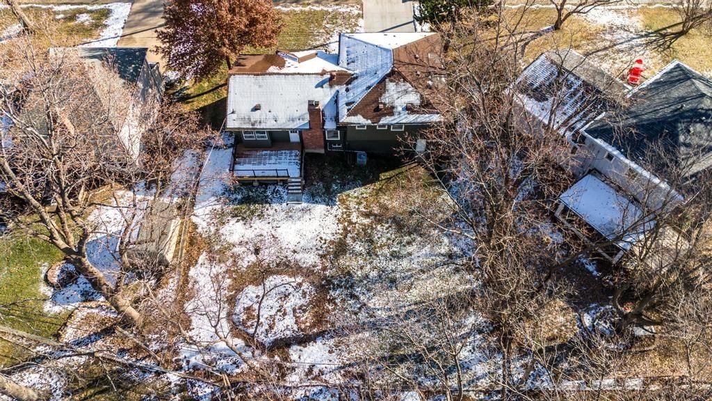 Photo 34 of 41 - 9948 Rosehill Road