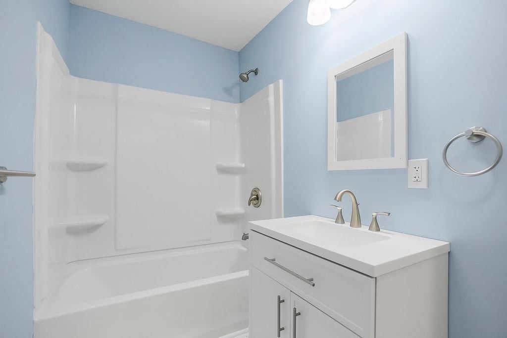619 Main Street — photo 16