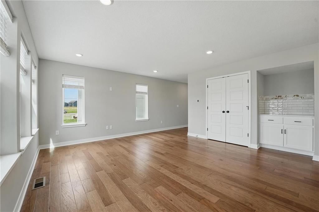 8720 SW Edgewater Drive — photo 22