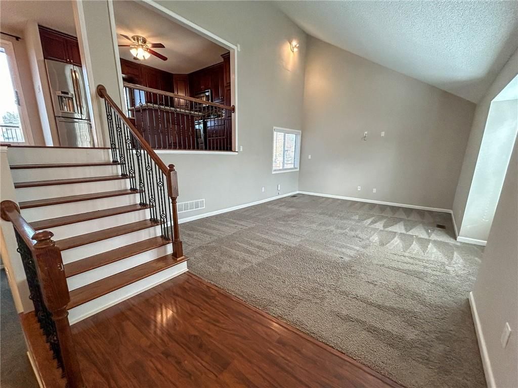 732 SW Raintree Drive — photo 5