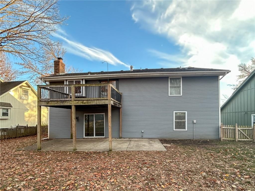 732 SW Raintree Drive — photo 28