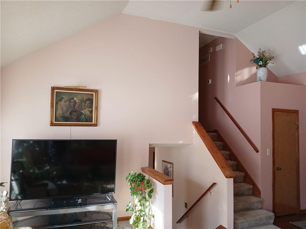 3809 Bernard Powell Drive — photo 4