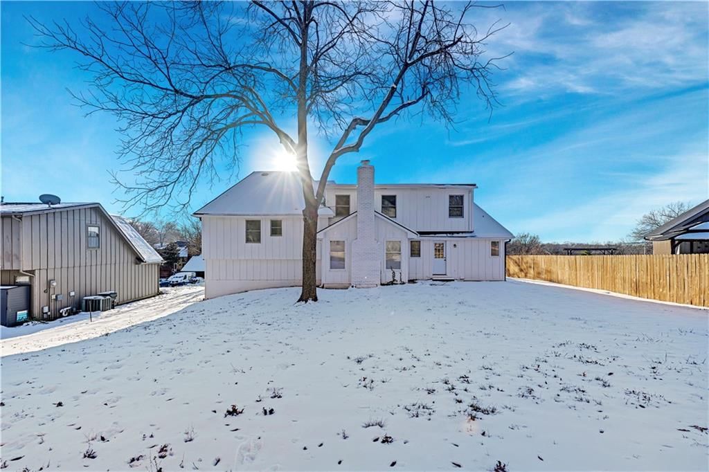 5807 Noland Road — photo 32