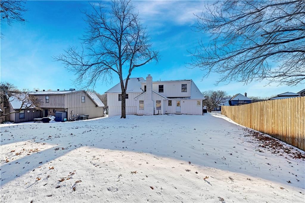 5807 Noland Road — photo 33